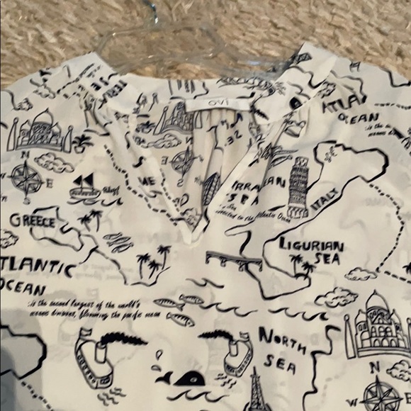 OVI Blouse - Picture 2 of 4